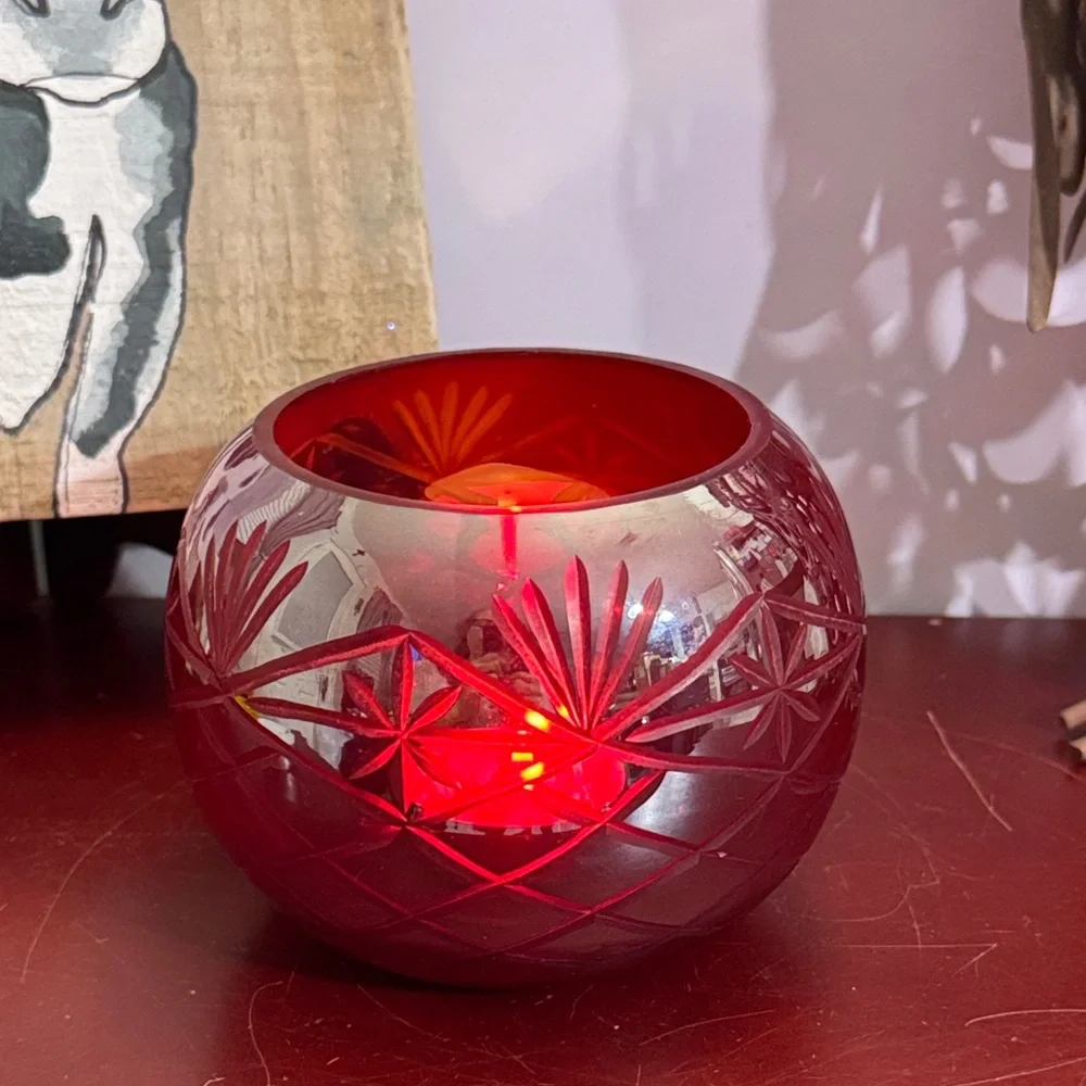 N/A elegant red
